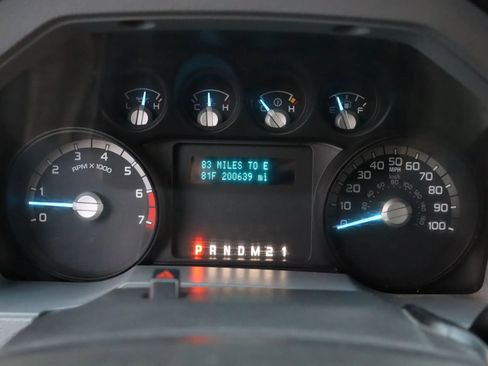 Used 2015 Ford F250 XL w/ Power Equipment Group image 13