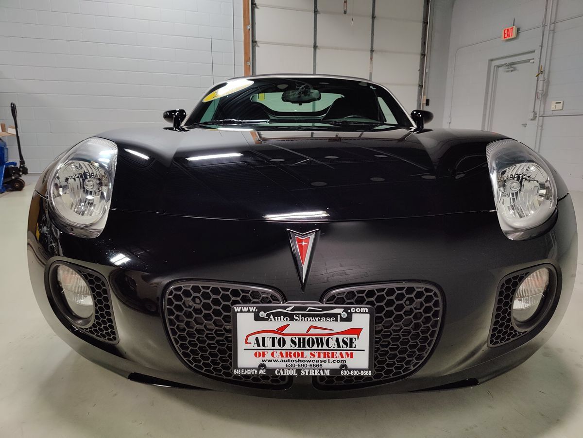 Used 2008 Pontiac Solstice GXP w/ Premium Package RWD image 3