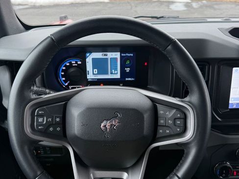 Used 2022 Ford Bronco Big Bend image 13