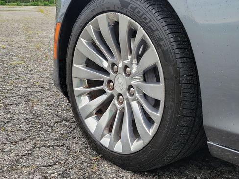 Used 2018 Cadillac CTS Luxury AWD/4WD image 12