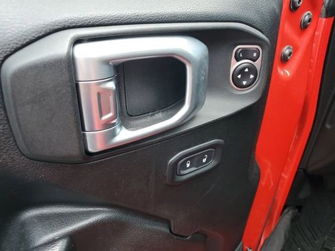 Used 2020 Jeep Wrangler Unlimited Sport S AWD/4WD image 19