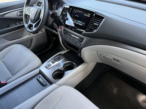 Used 2021 Honda Pilot EX image 14