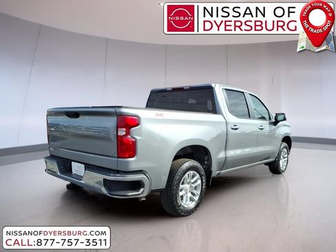 Used 2023 Chevrolet Silverado 1500 LT AWD/4WD image 3