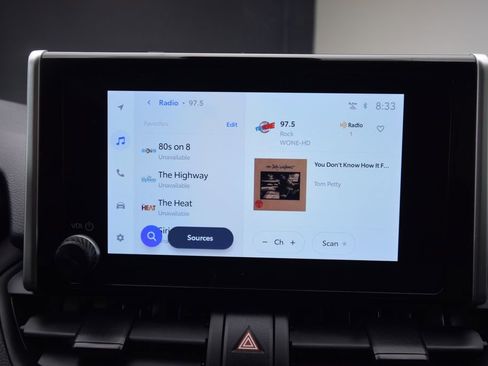 Used 2024 Toyota RAV4 LE image 15