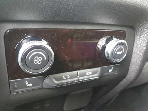 New 2025 Buick Enclave Avenir image 16