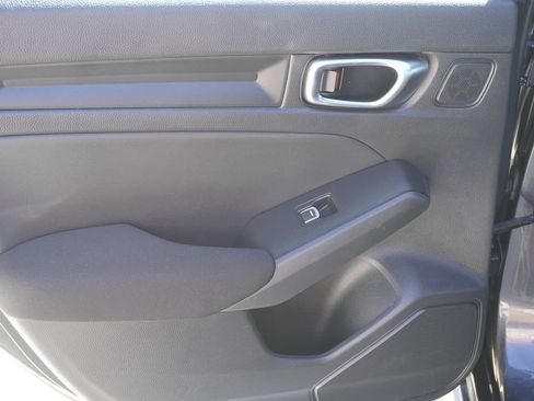 Used 2022 Honda Civic Sport image 16