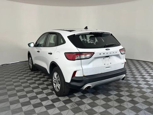 Used 2020 Ford Escape S AWD/4WD image 3
