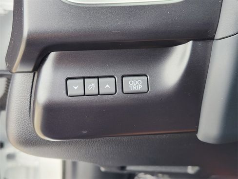 Used 2023 Lexus UX 250h FWD w/ Premium Package image 21