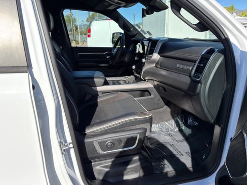 Used 2025 RAM 1500 Laramie image 10