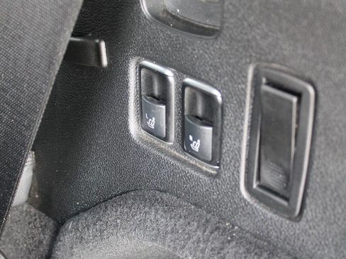 Used 2017 Mercedes-Benz GLS 450 4MATIC image 22