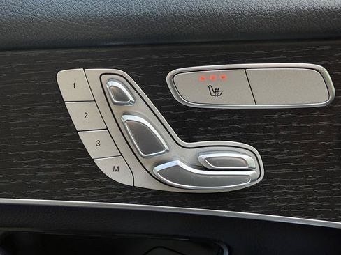 Used 2022 Mercedes-Benz GLC 300 4MATIC image 26
