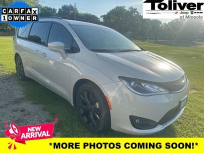 Used 2020 Chrysler Pacifica Touring-L Plus