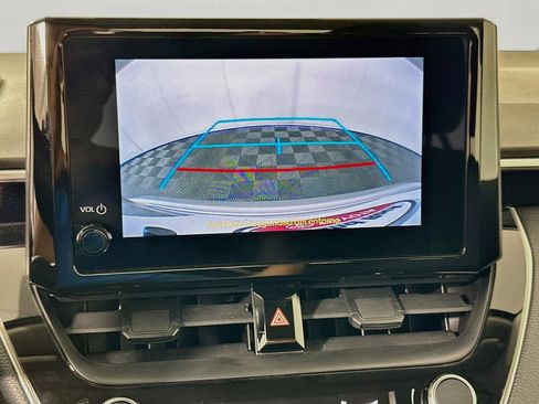 Used 2024 Toyota Corolla LE FWD image 13