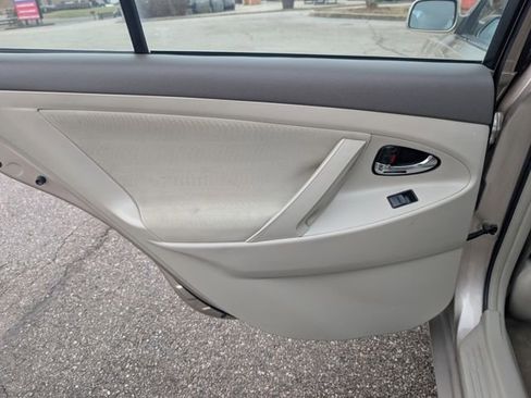 Used 2007 Toyota Camry image 17