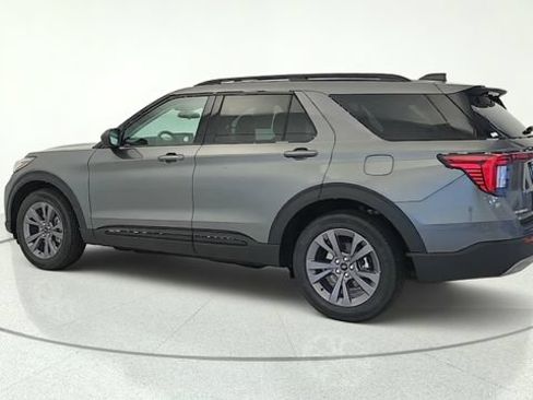 New 2026 Ford Explorer Active w/ Active Comfort Package AWD/4WD image 5