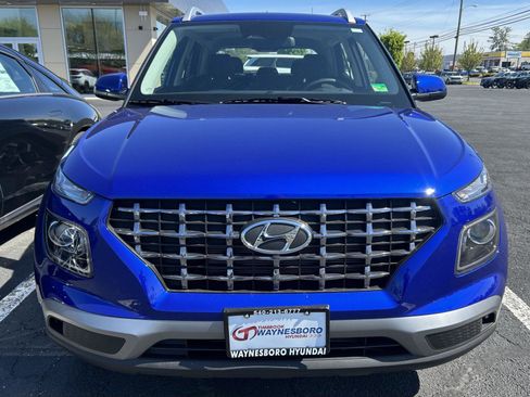 Used 2025 Hyundai Venue SEL FWD image 7