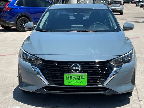 Used 2024 Nissan Sentra SV FWD image 7