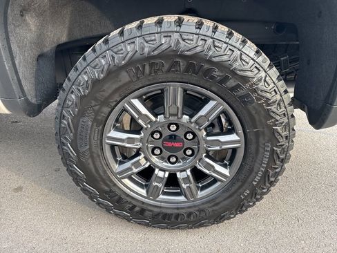 New 2026 GMC Sierra 1500 AT4X image 33