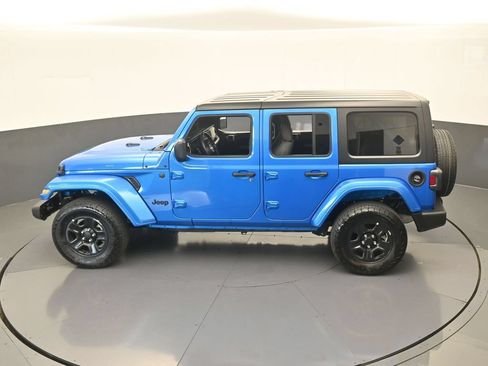 Used 2024 Jeep Wrangler Unlimited Sport AWD/4WD image 42