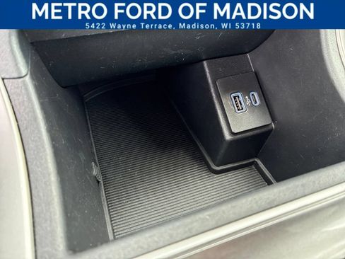 Used 2024 Ford Edge SEL AWD/4WD image 18