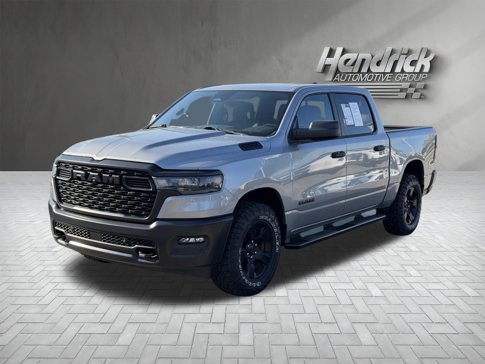 Used 2025 RAM 1500 Warlock AWD/4WD image 5