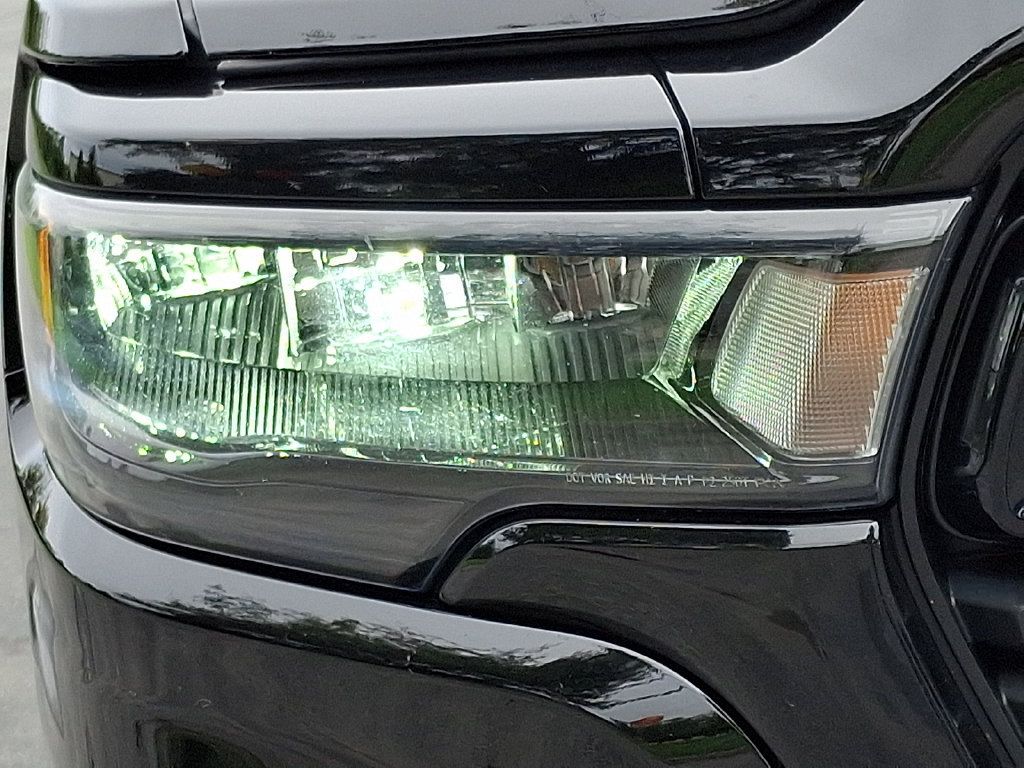 Used 2025 RAM 1500 Tradesman w/ Night Edition AWD/4WD image 9