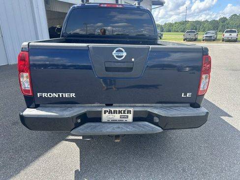 Used 2007 Nissan Frontier LE RWD image 2