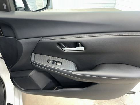 Used 2025 Nissan Sentra SV w/ All-Weather Package image 27