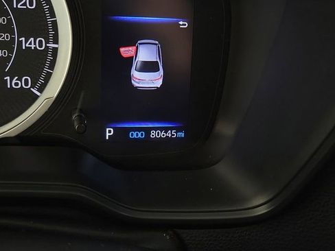 Used 2022 Toyota Corolla LE w/ LE Convenience Package FWD image 2