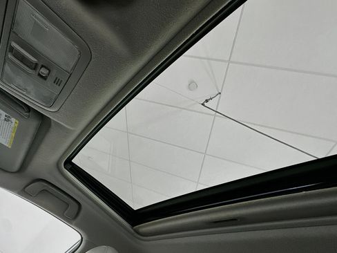 Used 2011 Toyota RAV4 Limited image 25