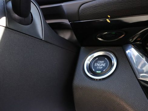 Used 2025 Buick Envista Sport Touring image 31