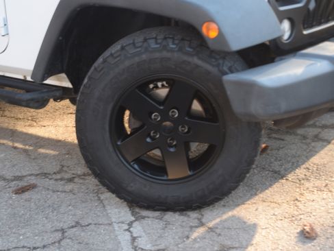 Used 2014 Jeep Wrangler Unlimited Sport w/ Quick Order Package 24S image 26