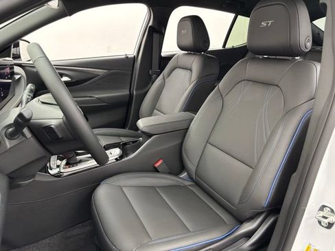 New 2026 Buick Envista Sport Touring w/ Advanced Safety Package FWD image 15