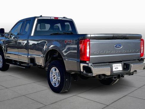 New 2026 Ford F250 XLT w/ FX4 Off-Road Package image 12