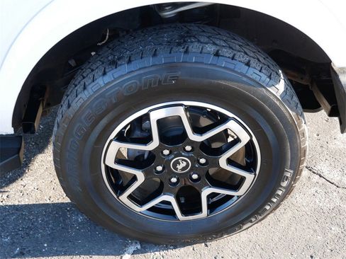 Used 2021 Ford Bronco Outer Banks image 7