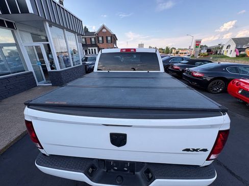 Used 2015 RAM 1500 Express AWD/4WD image 30