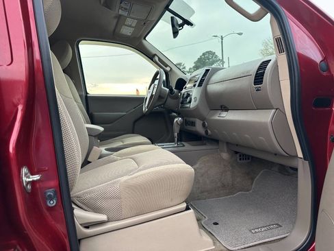 Used 2016 Nissan Frontier SV w/ SV Value Truck Package image 30