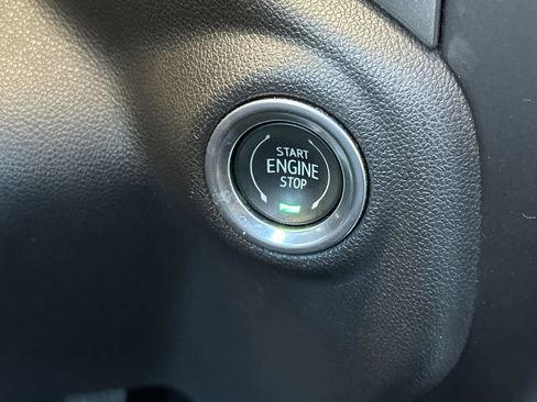 Used 2021 Chevrolet Silverado 1500 LTZ image 23