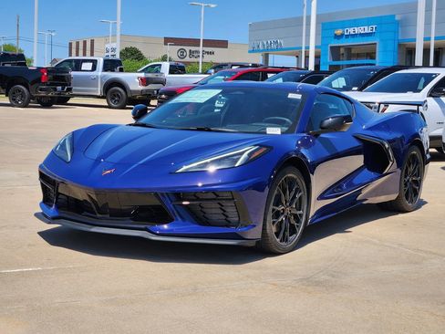 New 2026 Chevrolet Corvette Stingray Coupe w/ Z51 Performance Package RWD image 2