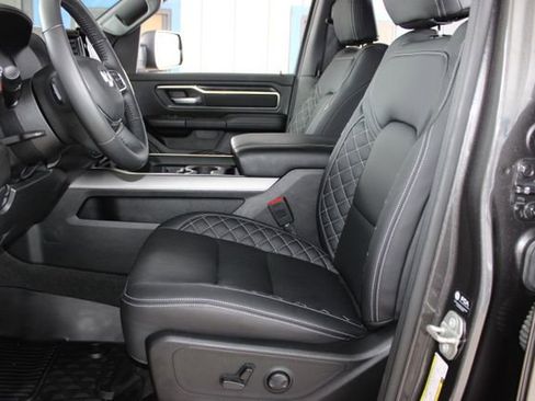 Used 2024 RAM 1500 Big Horn AWD/4WD image 20