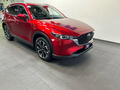 Used 2023 MAZDA CX-5 AWD 2.5 S w/ Premium Plus Pkg image 2