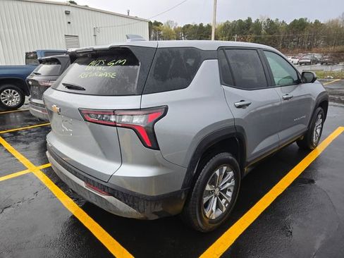 Used 2025 Chevrolet Equinox LT w/ Safety and Technology Package image 5