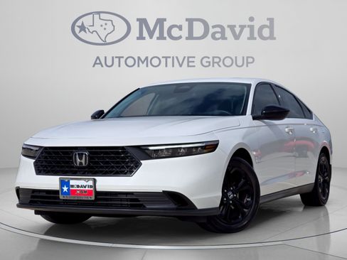 Certified 2025 Honda Accord SE image 1