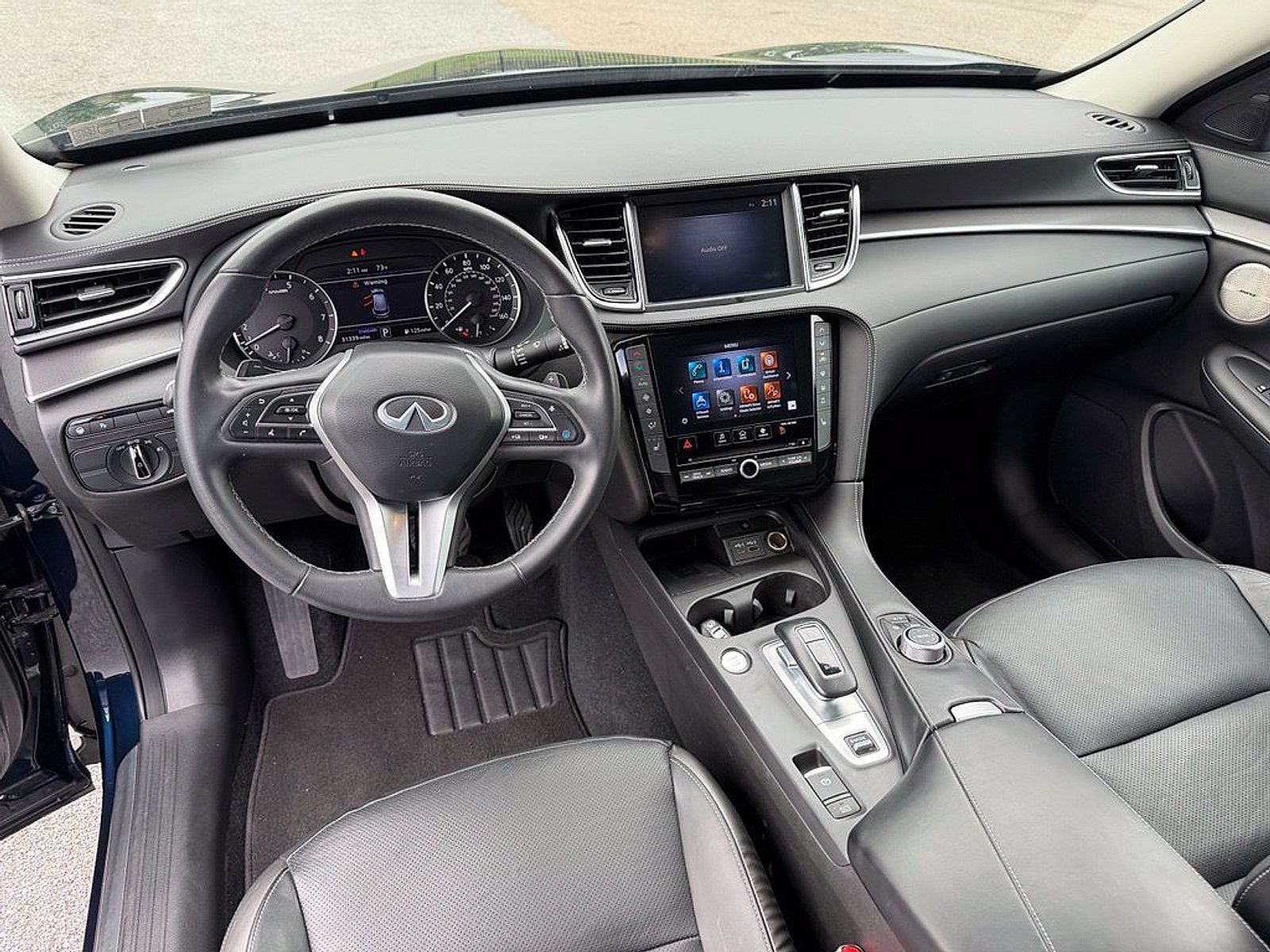 Used 2023 INFINITI QX50 Luxe AWD/4WD image 13