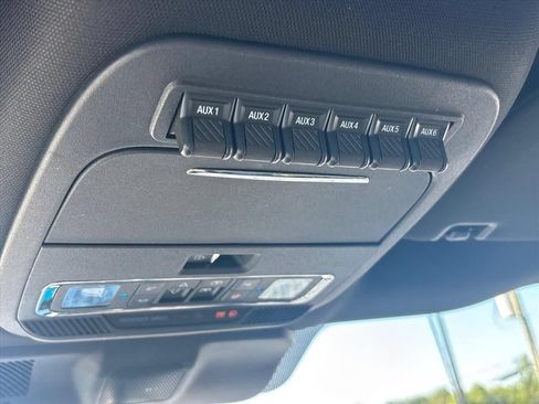 Used 2023 Ford F250 Platinum AWD/4WD image 41