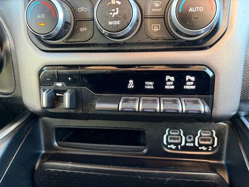 Used 2020 RAM 1500 Big Horn image 34