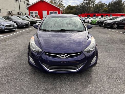 Used 2013 Hyundai Elantra GLS w/ Preferred Pkg image 2