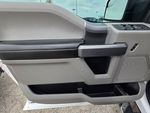 Used 2019 Ford F150 XLT w/ Equipment Group 302A Luxury RWD image 43