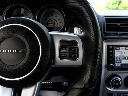 Used 2013 Dodge Challenger SRT8 w/ Harman Kardon Audio Group image 29