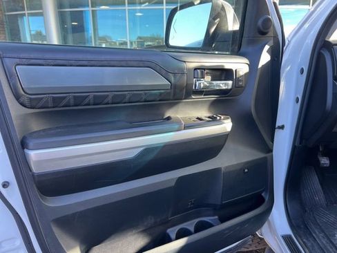 Used 2014 Toyota Tundra Platinum image 22
